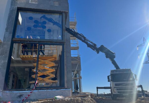 Soluciones de Vidrio para la construcción, particulares y negocios